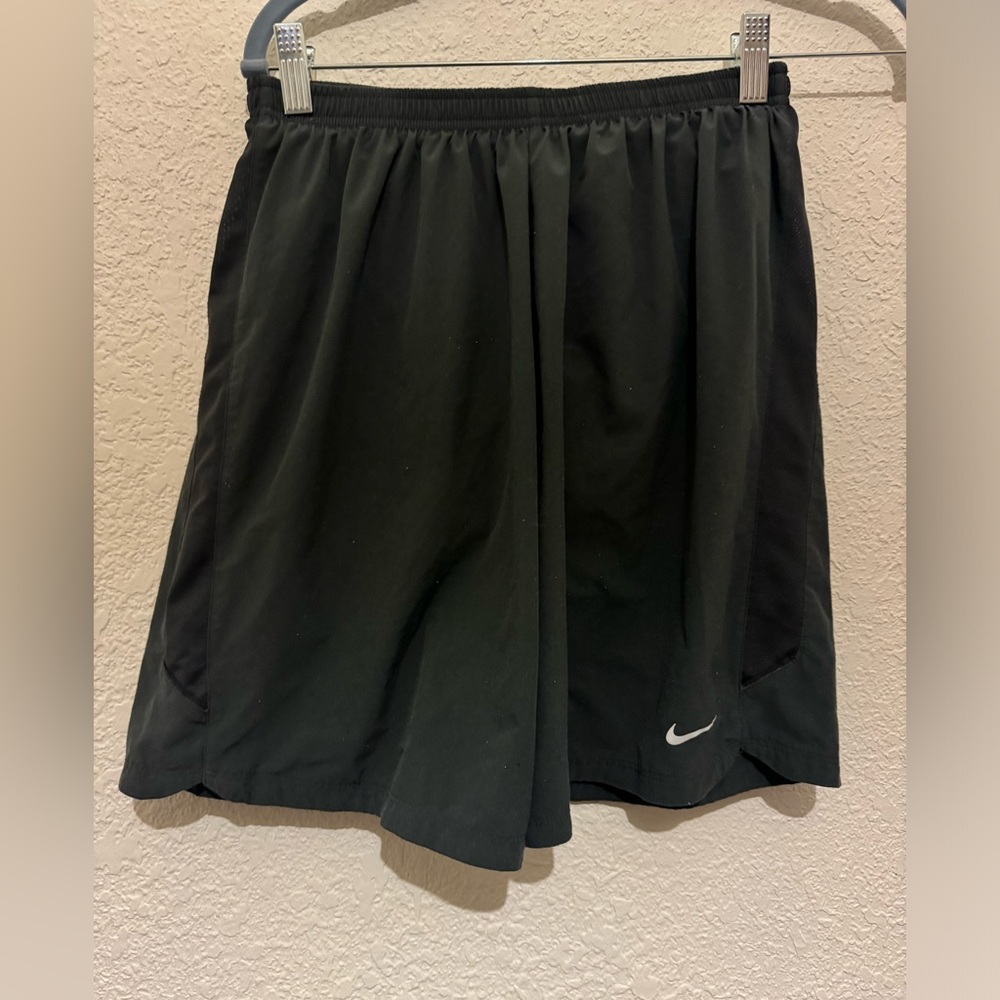 Nike men's lined dri-fit Anthracite grey & black short